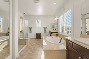 566 Fallsburg Ct, Brentwood, CA 94513 - Photo 33