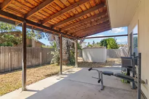4017 Chatsworth Cir, Stockton, CA 95209 - Photo 35