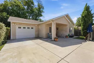 2195 57th St, Sacramento, CA 95817 - Photo 17