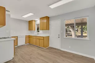 5720 Riverside Blvd, Sacramento, CA 95822 - Photo 35