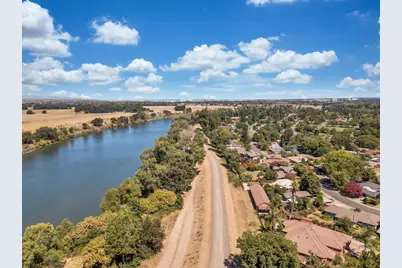 5720 Riverside Boulevard, Sacramento, CA 95822 - Photo 9