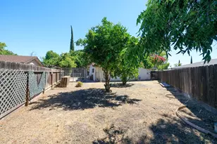 2704 Aston Ct, Modesto, CA 95355 - Photo 45