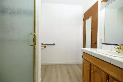 2704 Aston Court, Modesto, CA 95355 - Photo 21