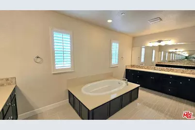 676 W Jardin Terrace, Mountain House, CA 95391 - Photo 9
