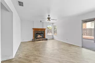 16 Graywood Ct, Sacramento, CA 95823 - Photo 13