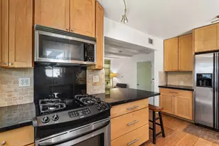 2225 Landon Ln, Sacramento, CA 95825 - Photo 5