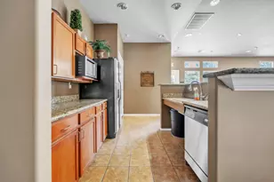 4200 E Commerce Way, Sacramento, CA 95834 - Photo 29