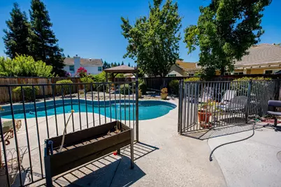 9564 Black Arabian Place, Elk Grove, CA 95624 - Photo 39