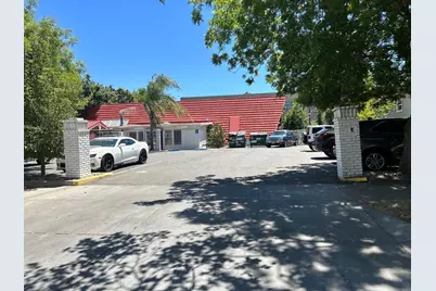 2700 Broadway, Sacramento, CA 95818 - Photo 5