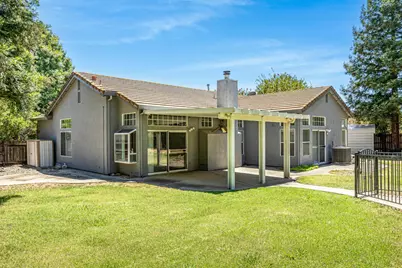 9282 Dever Circle, Elk Grove, CA 95624 - Photo 3