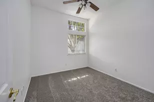 9282 Dever Cir, Elk Grove, CA 95624 - Photo 29