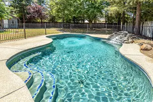 9282 Dever Cir, Elk Grove, CA 95624 - Photo 11