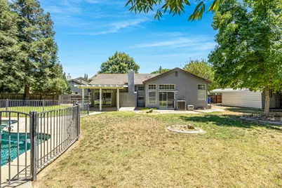 9282 Dever Circle, Elk Grove, CA 95624 - Photo 7
