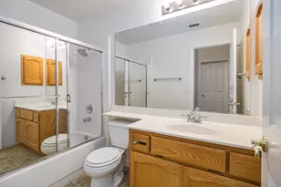 9282 Dever Cir, Elk Grove, CA 95624 - Photo 23