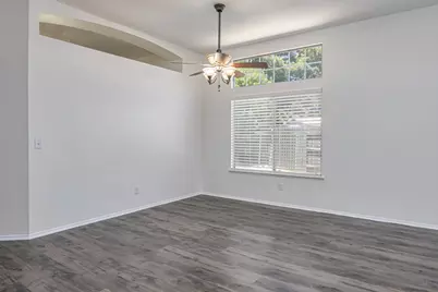 9282 Dever Circle, Elk Grove, CA 95624 - Photo 15