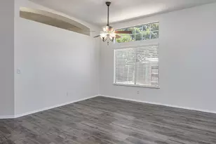 9282 Dever Cir, Elk Grove, CA 95624 - Photo 15