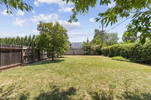 5650 Broadway, Sacramento, CA 95820 - Photo 43