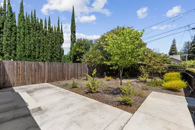 5650 Broadway, Sacramento, CA 95820 - Photo 27