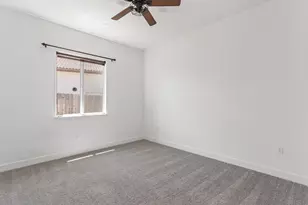 8305 Evans Tree Dr, Roseville, CA 95747 - Photo 21