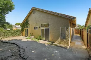 802 E Augusta St, Woodbridge, CA 95258 - Photo 27