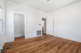 816 Alhambra Blvd, Sacramento, CA 95816 - Photo 27