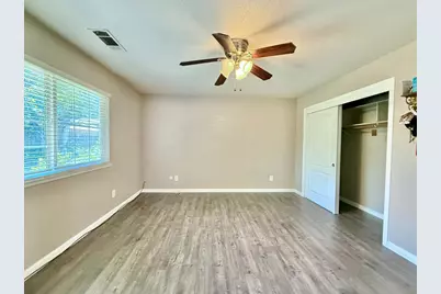 3032 NE Sleepy Hollow Drive, Stockton, CA 95209 - Photo 11