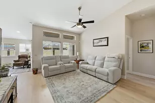 7112 Sunpace Ln, Sacramento, CA 95828 - Photo 13