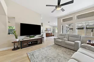 7112 Sunpace Ln, Sacramento, CA 95828 - Photo 11