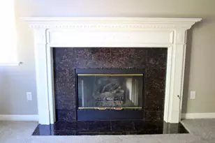 8941 Mandalay Way, Elk Grove, CA 95624 - Photo 15