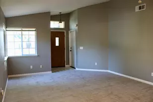 8941 Mandalay Way, Elk Grove, CA 95624 - Photo 9