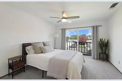 9470 Mira Del Rio Drive, Sacramento, CA 95827 - Photo 29