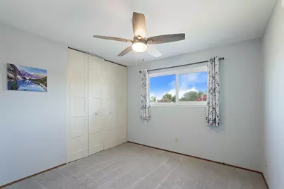 9470 Mira Del Rio Drive, Sacramento, CA 95827 - Photo 23