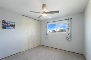 9470 Mira Del Rio Dr, Sacramento, CA 95827 - Photo 23
