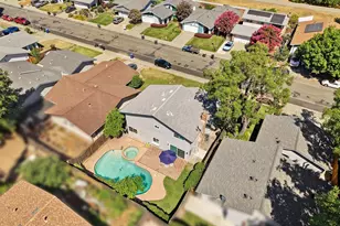 9470 Mira Del Rio Dr, Sacramento, CA 95827 - Photo 41