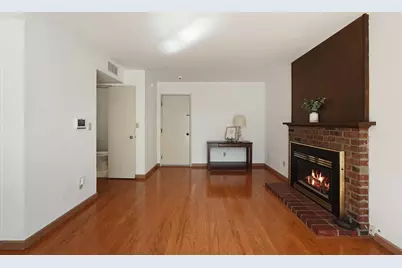 9470 Mira Del Rio Drive, Sacramento, CA 95827 - Photo 13