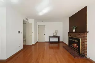 9470 Mira Del Rio Dr, Sacramento, CA 95827 - Photo 13