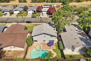 9470 Mira Del Rio Dr, Sacramento, CA 95827 - Photo 45