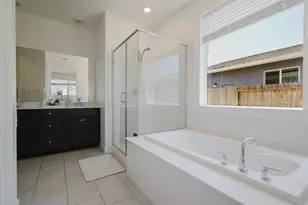 8629 McCloud River Wy, Sacramento, CA 95828 - Photo 31