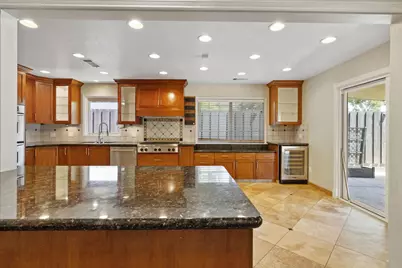 2175 Beechwood Court, Hanford, CA 93230 - Photo 15