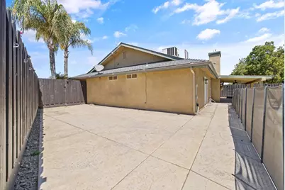 2175 Beechwood Court, Hanford, CA 93230 - Photo 53