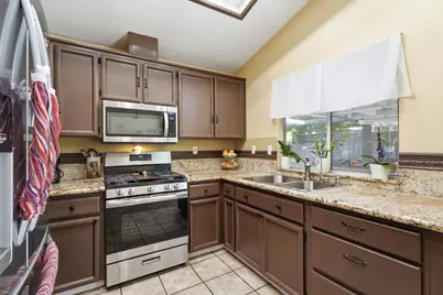 6944 Storia Way, Elk Grove, CA 95758 - Photo 15