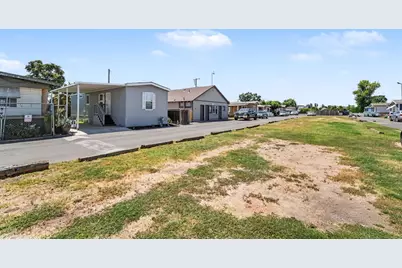 S 1st Street #21, Turlock, CA 95380 - Photo 3
