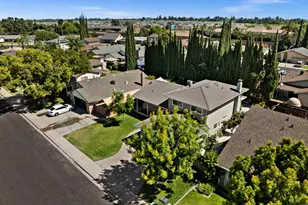 864 Siskiyou Ln, Manteca, CA 95336 - Photo 53