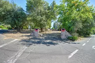 6405 Palm Dr, Carmichael, CA 95608 - Photo 9