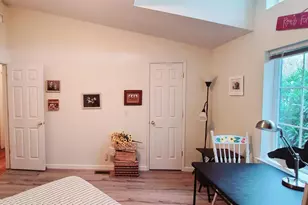 Full Circle, Davis, CA 95618 - Photo 17