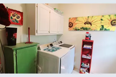 Full Circle, Davis, CA 95618 - Photo 27