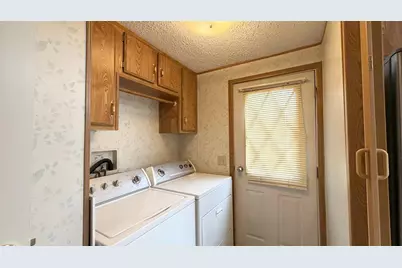 Lafayette, Roseville, CA 95678 - Photo 9