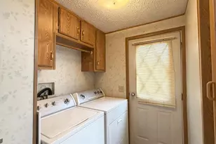 Lafayette, Roseville, CA 95678 - Photo 9