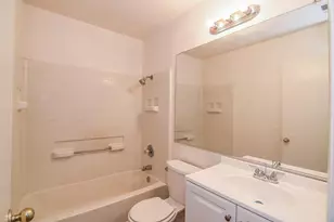 2430 Brandywine Ct, Stockton, CA 95210 - Photo 13