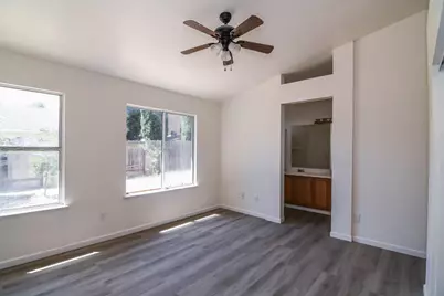 2430 Brandywine Court, Stockton, CA 95210 - Photo 25